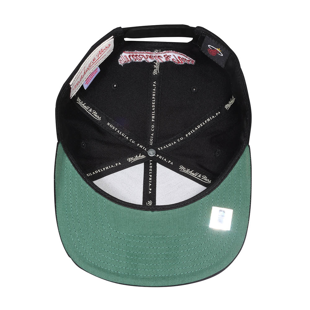 Mitchell & Ness - Miami Heat Snapback - Black - capstore.dk